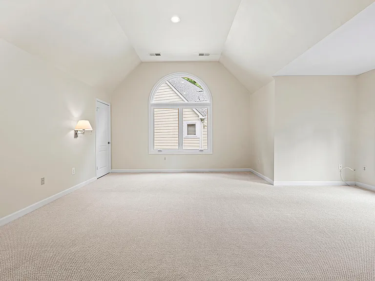 7926 Long Ridge Ct — Photo 22