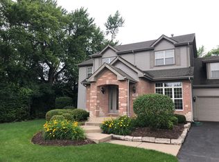 610 E Hintz Rd, Arlington Heights, IL 60004