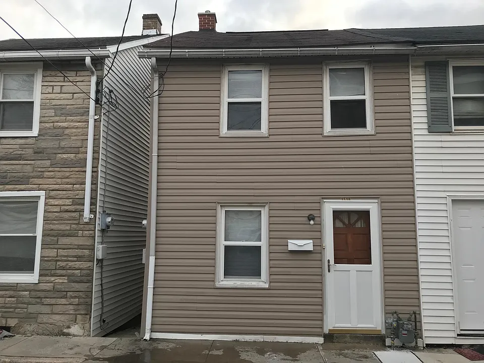 1518 Poplar St #ENIRE HOUSE