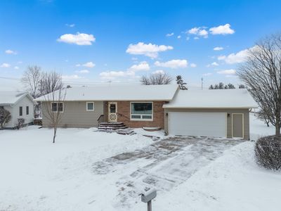 845 3rd Ave NW, Plainview, MN, 55964