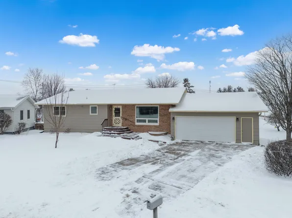 845 3rd Ave NW, Plainview, MN 55964