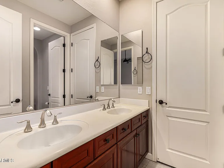 9246 W Molly Ln — Photo 45