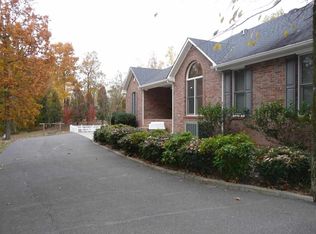 113 Wells Hill Rd, Fayetteville, TN 37334