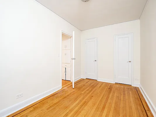 Rented by City Connections Realty | media 8