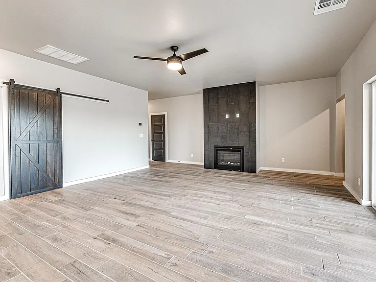 109 Carlow Way — Photo 17