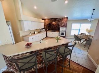 6322 Bridgecrest Dr, Lithia, FL 33547