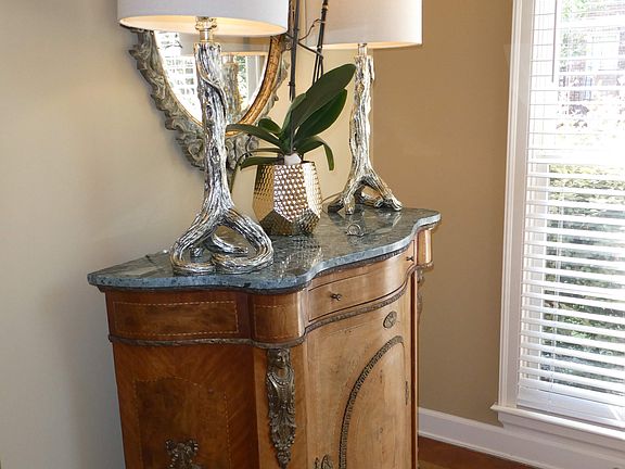 Entry way