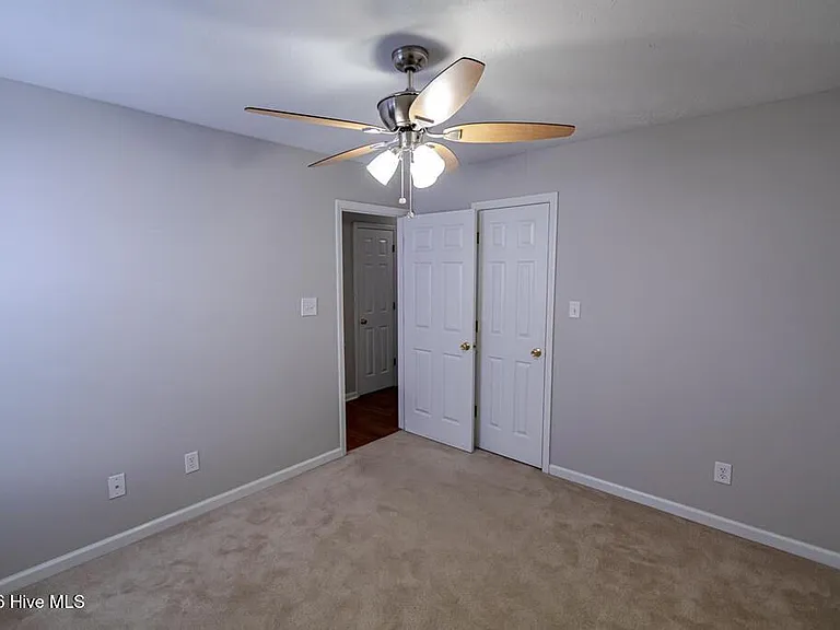 7624 Pleasantville Way — Photo 72