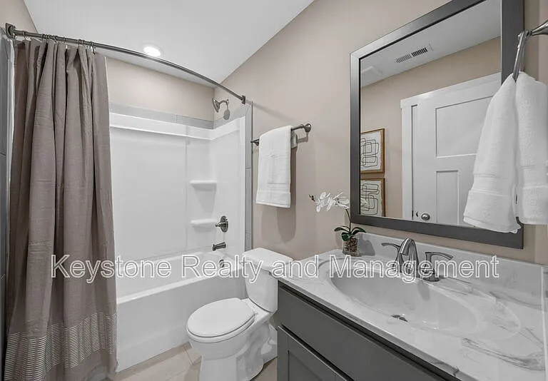 302 Wisteria Ln — Photo 10