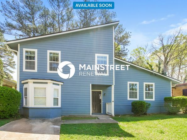 2215 Fairway Cir SW