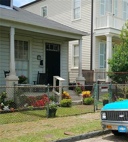 1st image of 636 Soraparu St