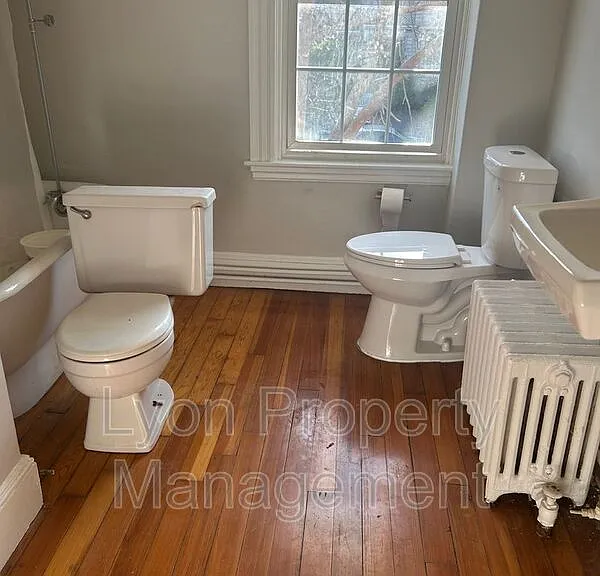 44 7th St #2 — Photo 17
