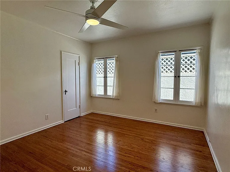 1117 Bennett Ave — Photo 20