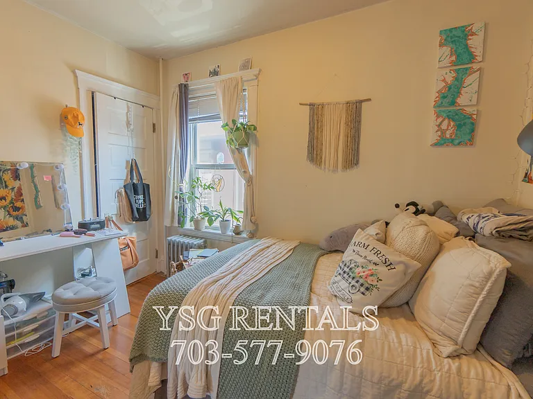 40 Easton St #1 — Photo 16