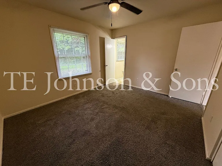4218 S Jasmin Ct — Photo 34