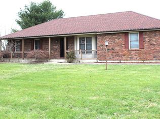 16700 Endicott Rd, Kearney, MO 64060