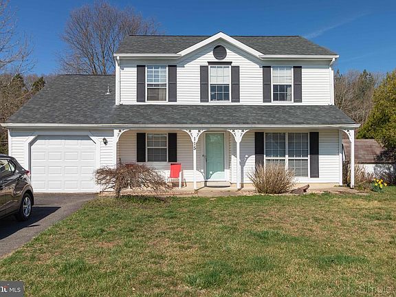 2nd image of 115 Milano Dr