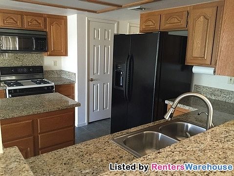 4th image of 2617 Seashore Dr