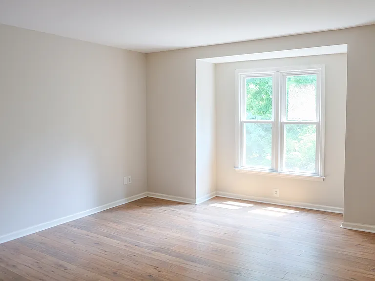 234 Hillsboro Pl — Photo 11