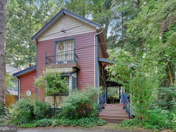 511 S 5th St, Mount Gretna, PA 17064