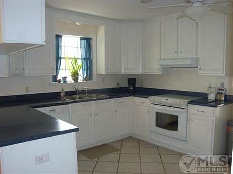 5th image of 81 Bay Pine Dr #4