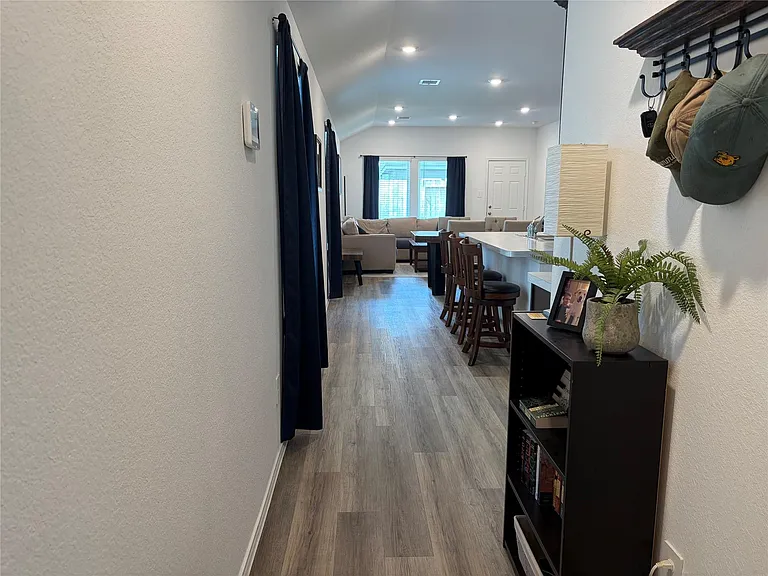1135 Juniper Vista Dr — Photo 3