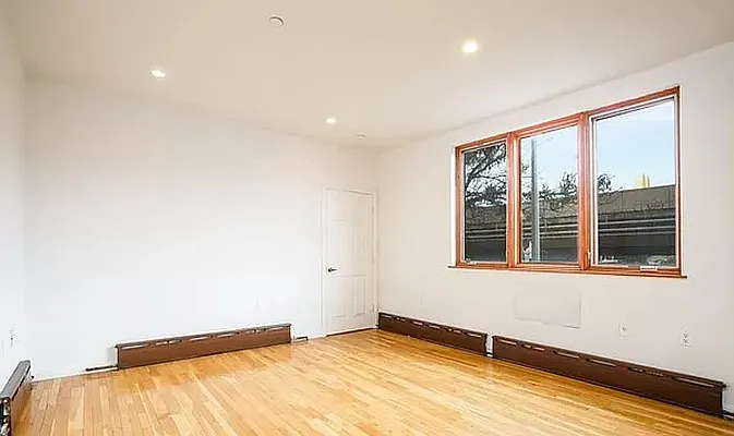 Rented by Green Leaf Management, LLC | media 13