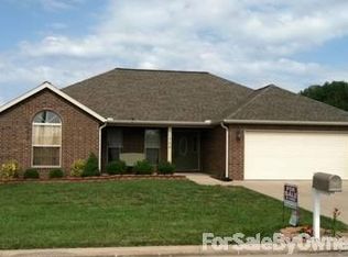1308 Hale McGinty Dr, Neosho, MO 64850
