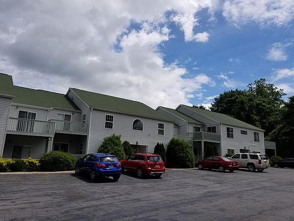 Garden Springs Apartments