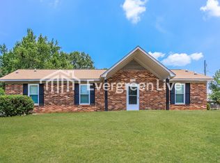 3304 Saddlebrook Dr, Hephzibah, GA 30815