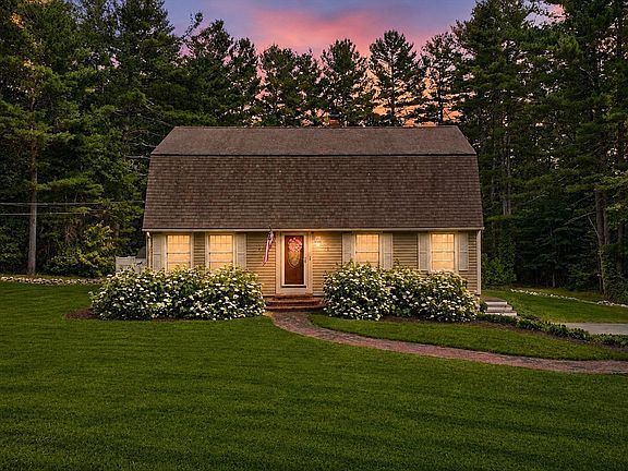 2nd image of 25 Coal Kiln Rd