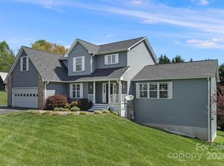 684 Bryson Rd, Candler, NC 28715