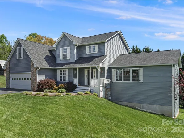 684 Bryson Rd, Candler, NC 28715