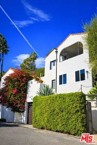 6881 Yeager Pl, Los Angeles, CA, 90068