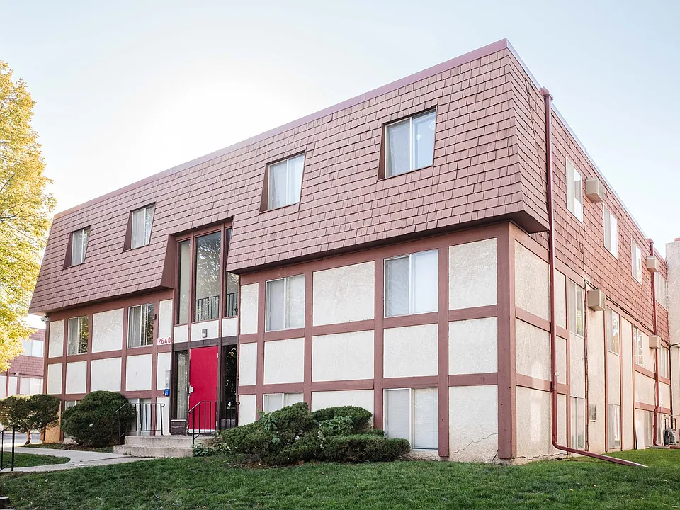2650 Colfax Ave S #304