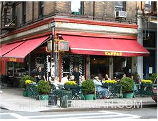 Rented by Douglas Elliman | media 8