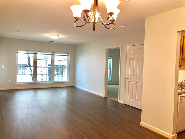 Dunn Loring Metro Apartments — Photo 45