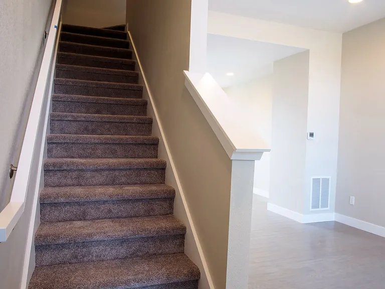 2541 N Moline St #2-BDRM TOWNHOUSE — Photo 18