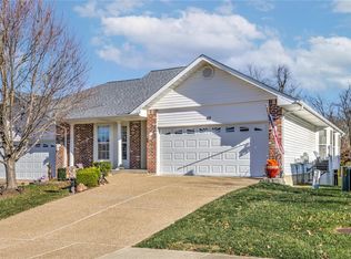 48 York Hill Ct, Wentzville, MO 63385