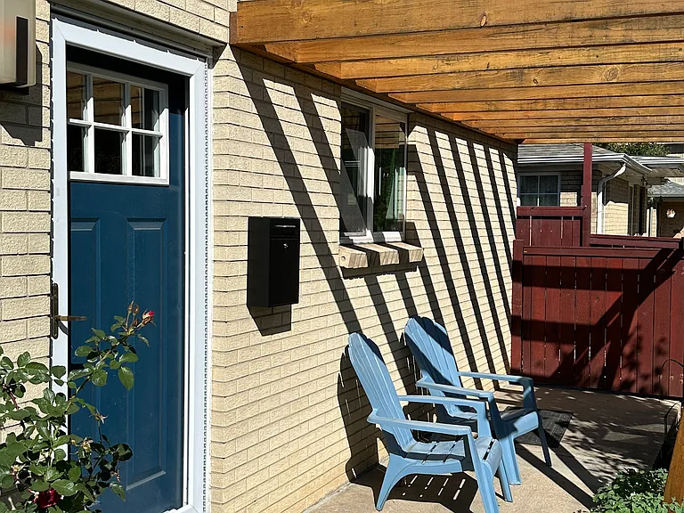 2605 N Perry St — Photo 9
