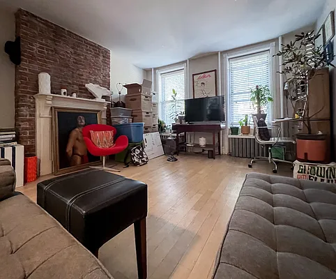 Rented by Corcoran | media 14