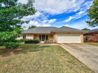 9009 Rolling Green Ave, Oklahoma City, OK 73132