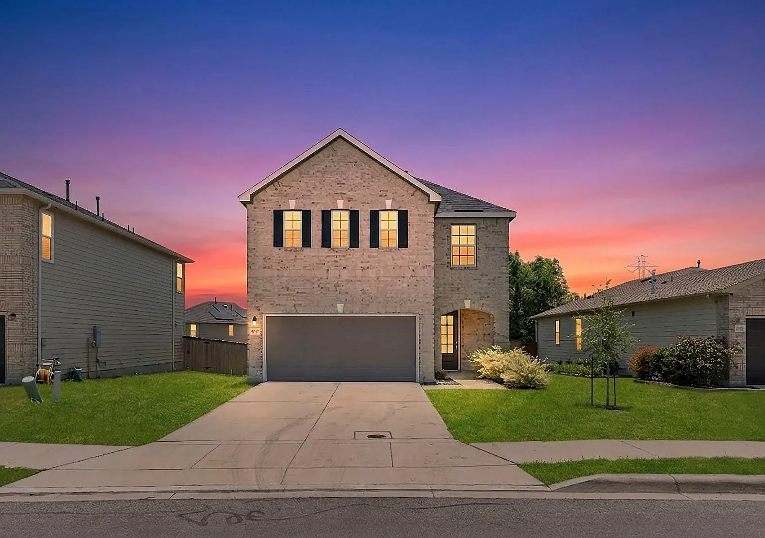 Move-In Ready Two-Story Home in Desirable Parkland! — Photo 1
