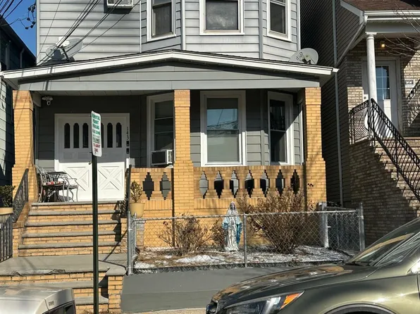 143 West 26th Street image 1 of 19