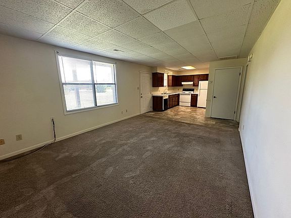 2nd image of 3606 Kelly Cir #3606-F
