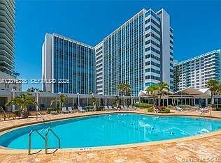 5055 Collins Ave Photo 1