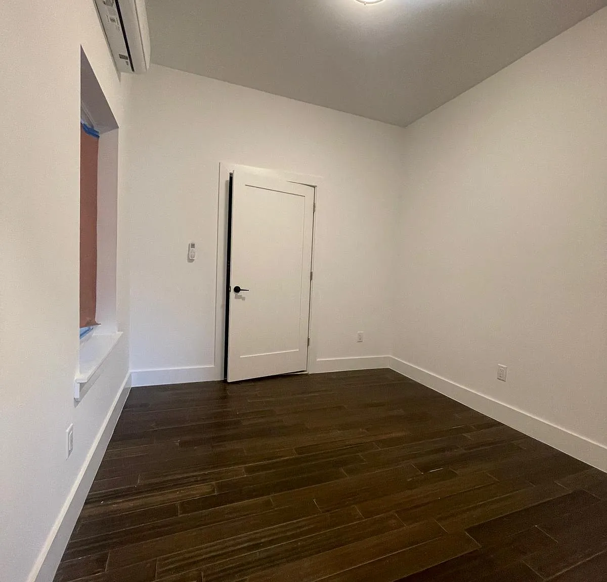 1 bed, 650 sqft, $1,900 — Photo 2