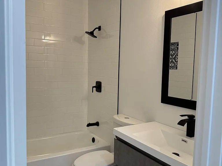 664 Carefree Dr — Photo 29