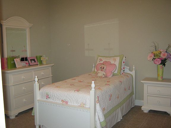 2nd image of 8529 Rolling Oaks Dr SE