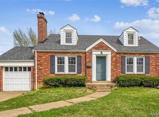 9142 Wayne Dr, Saint Louis, MO
